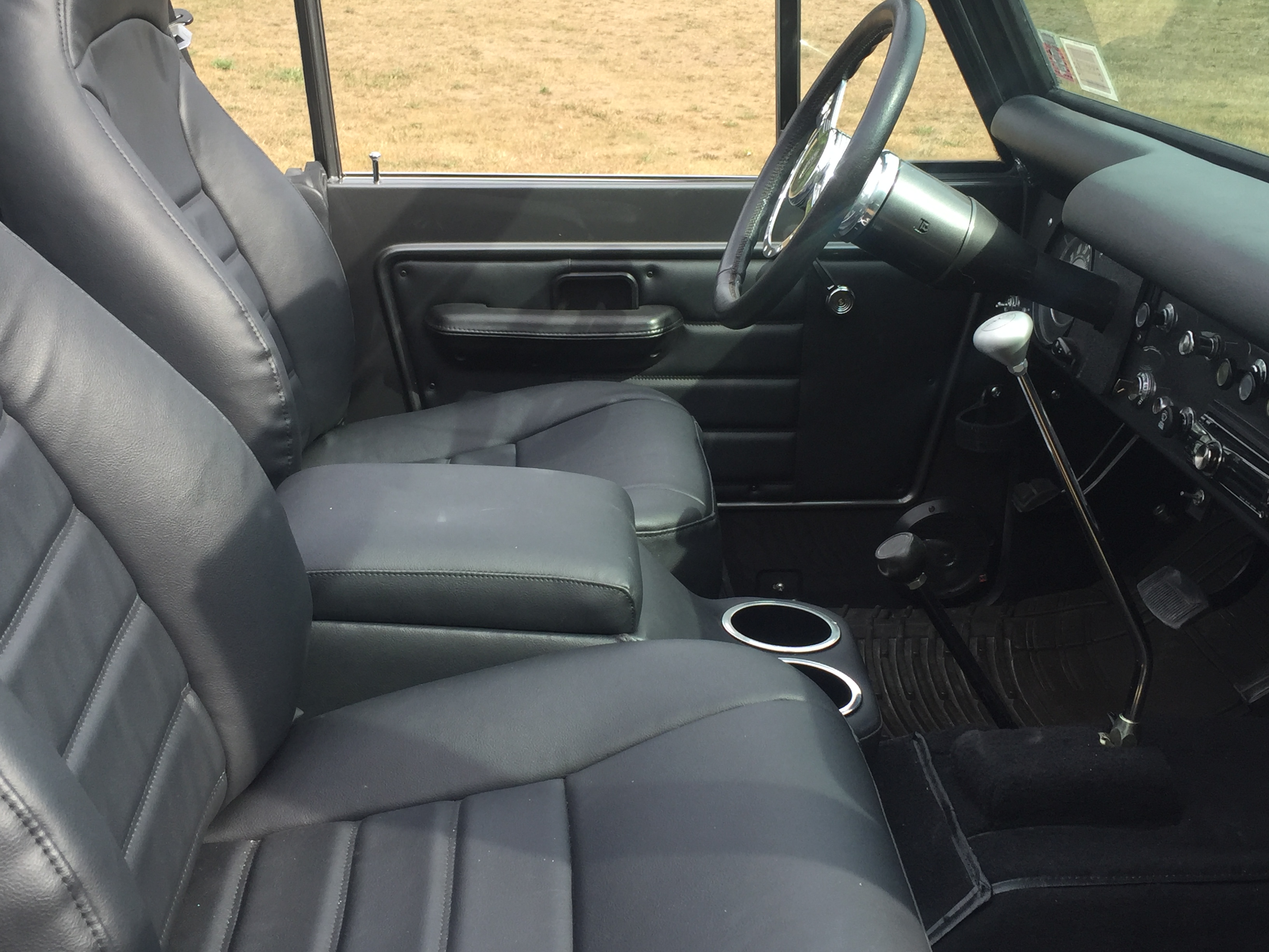 1970 Ford Bronco build photo 11