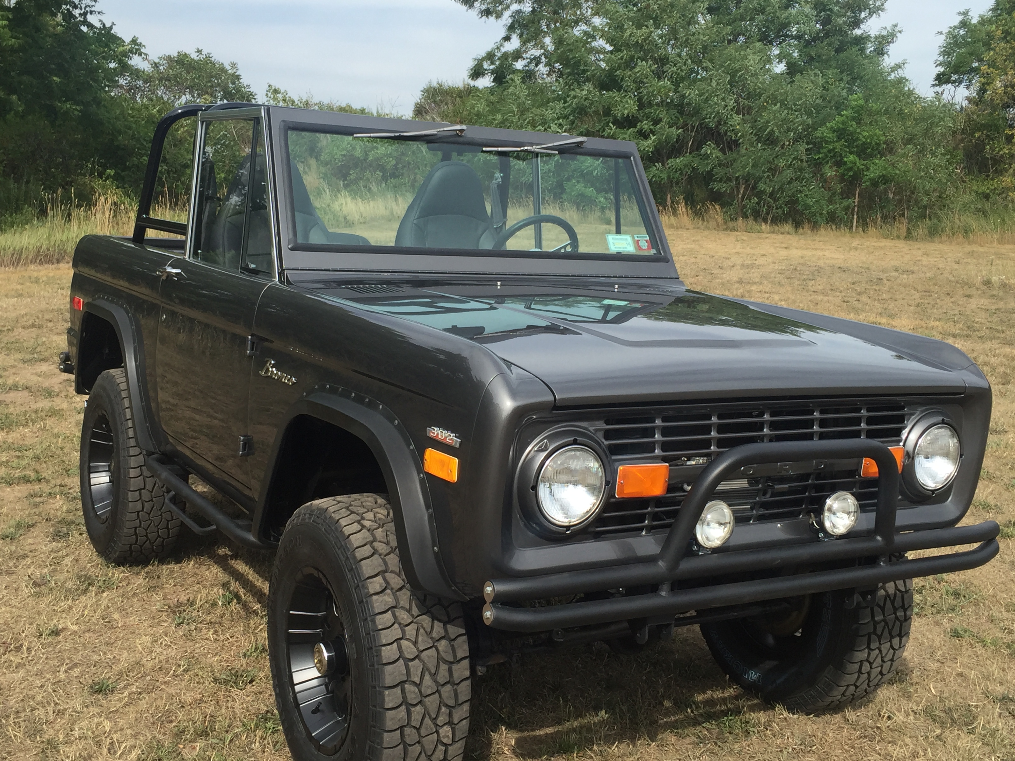 1970 Ford Bronco build photo 13