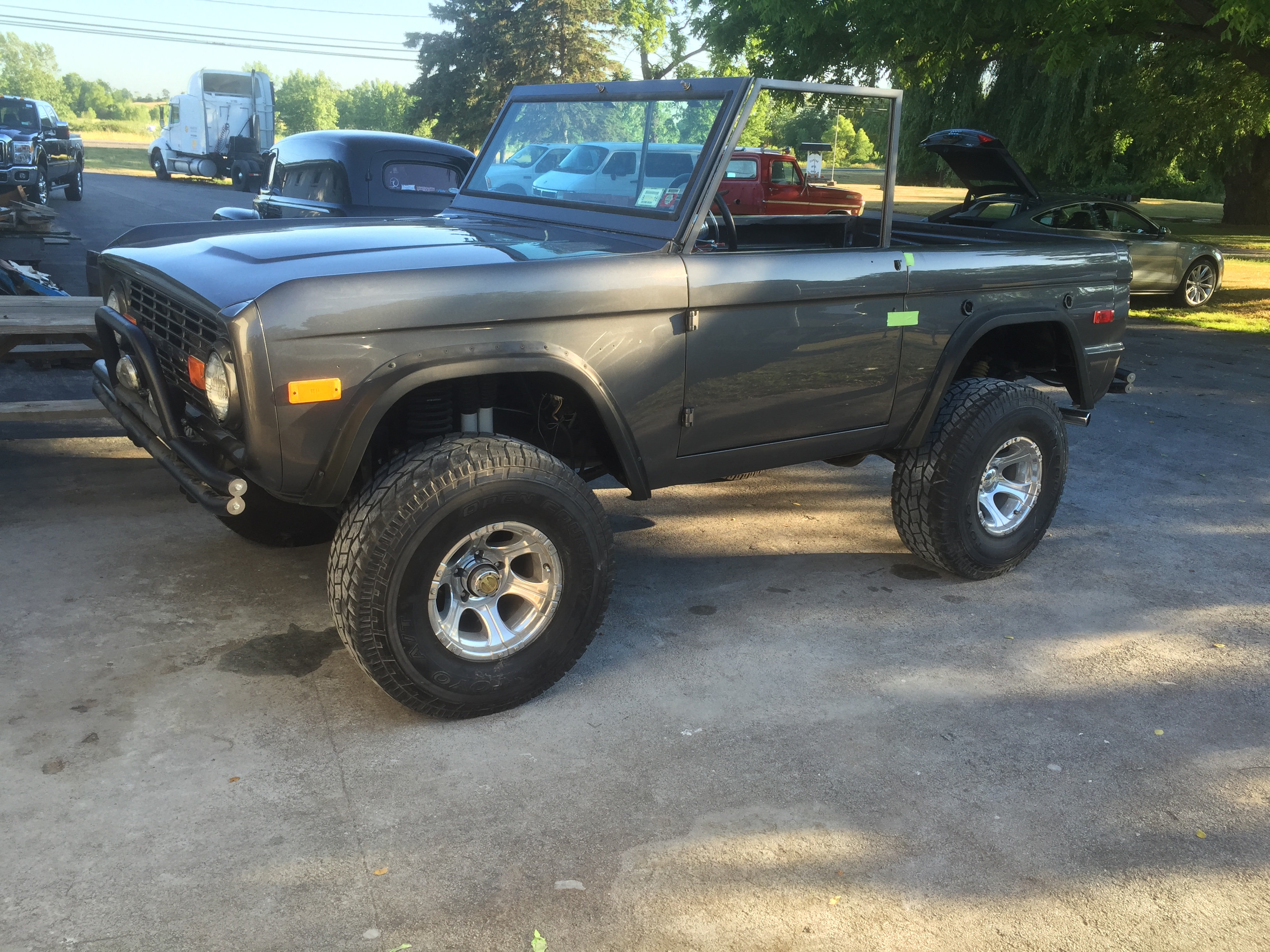 1970 Ford Bronco build photo 19