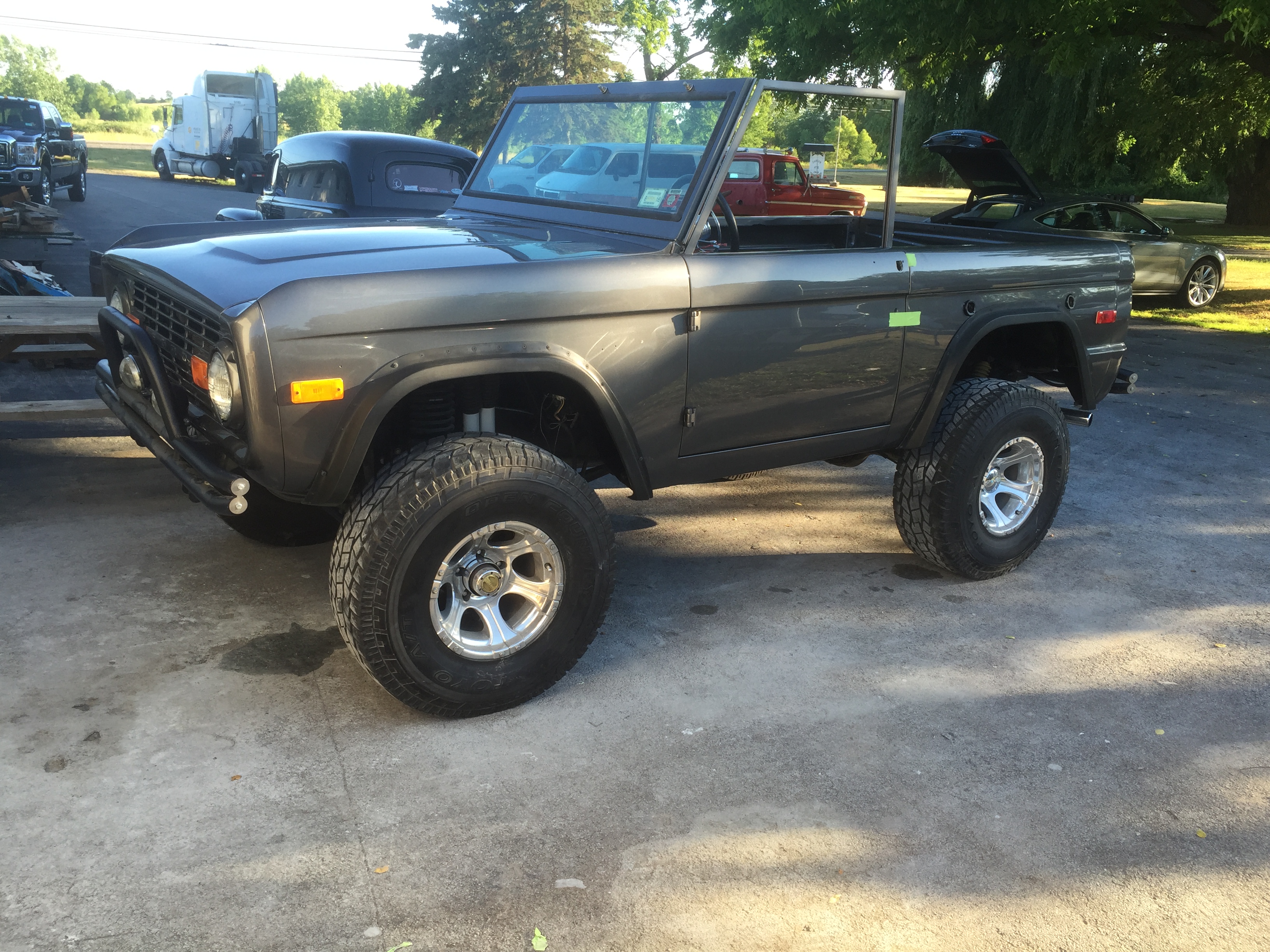 1970 Ford Bronco build photo 20