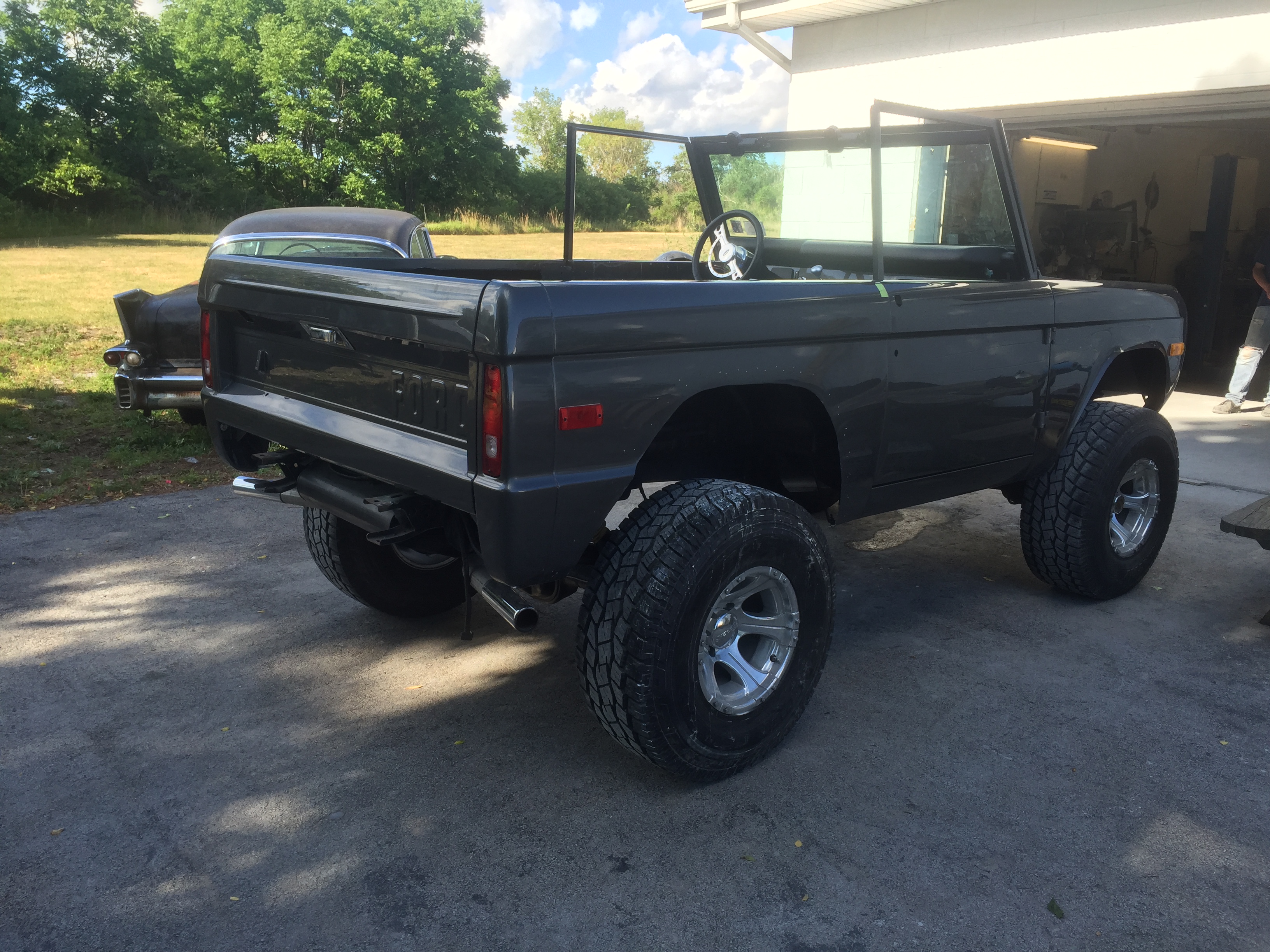 1970 Ford Bronco build photo 21