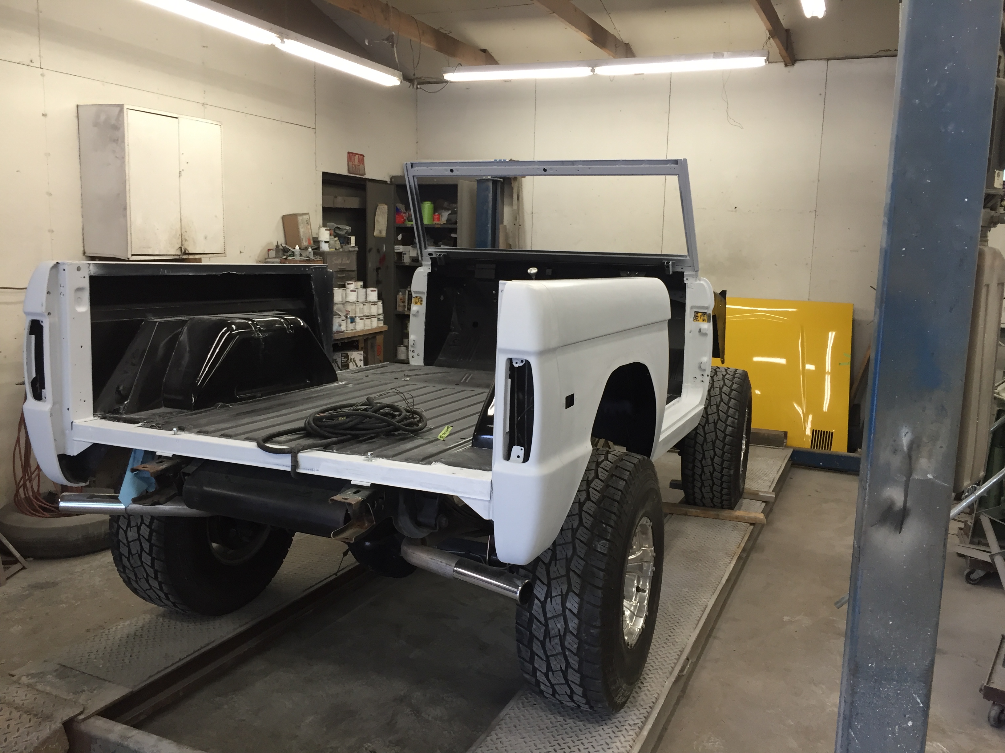 1970 Ford Bronco build photo 4