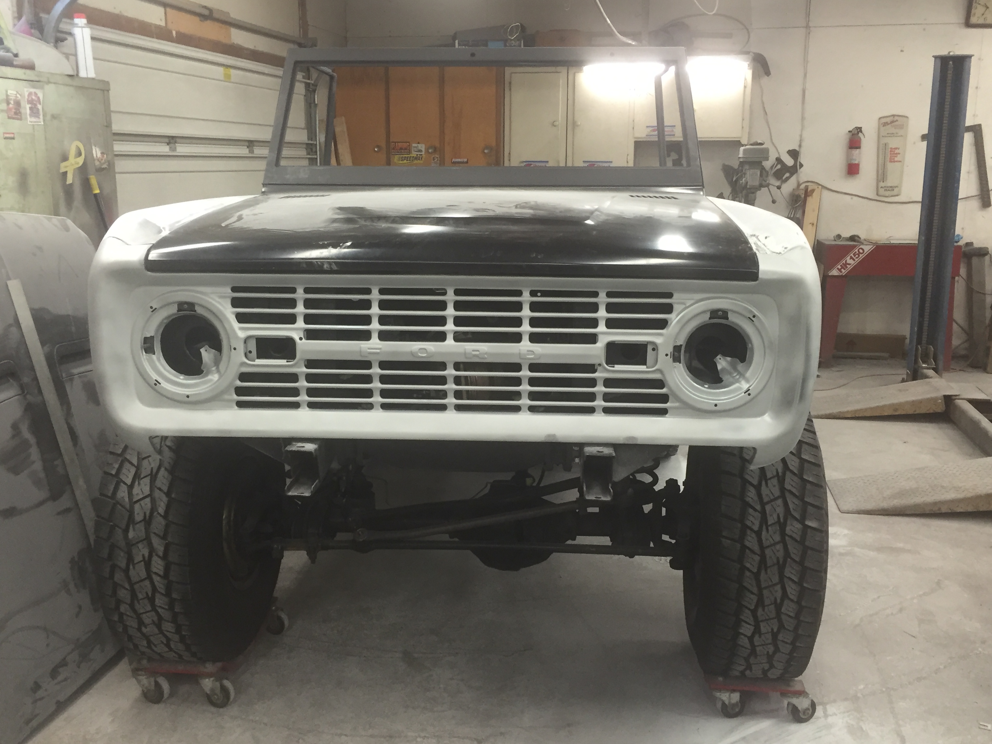 1970 Ford Bronco build photo 45