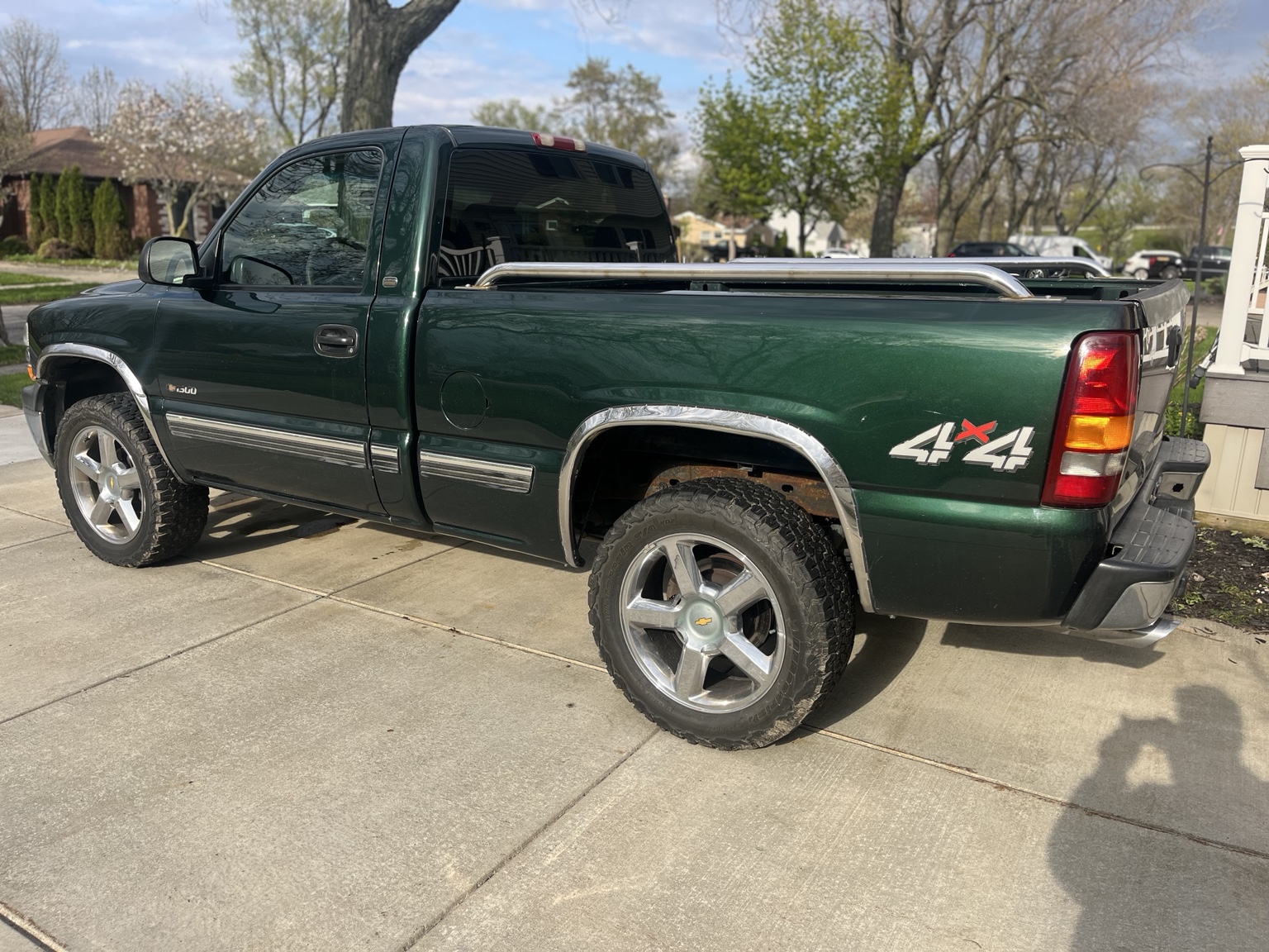 2002 Chevy Silverado 1500 4x4 photo 2